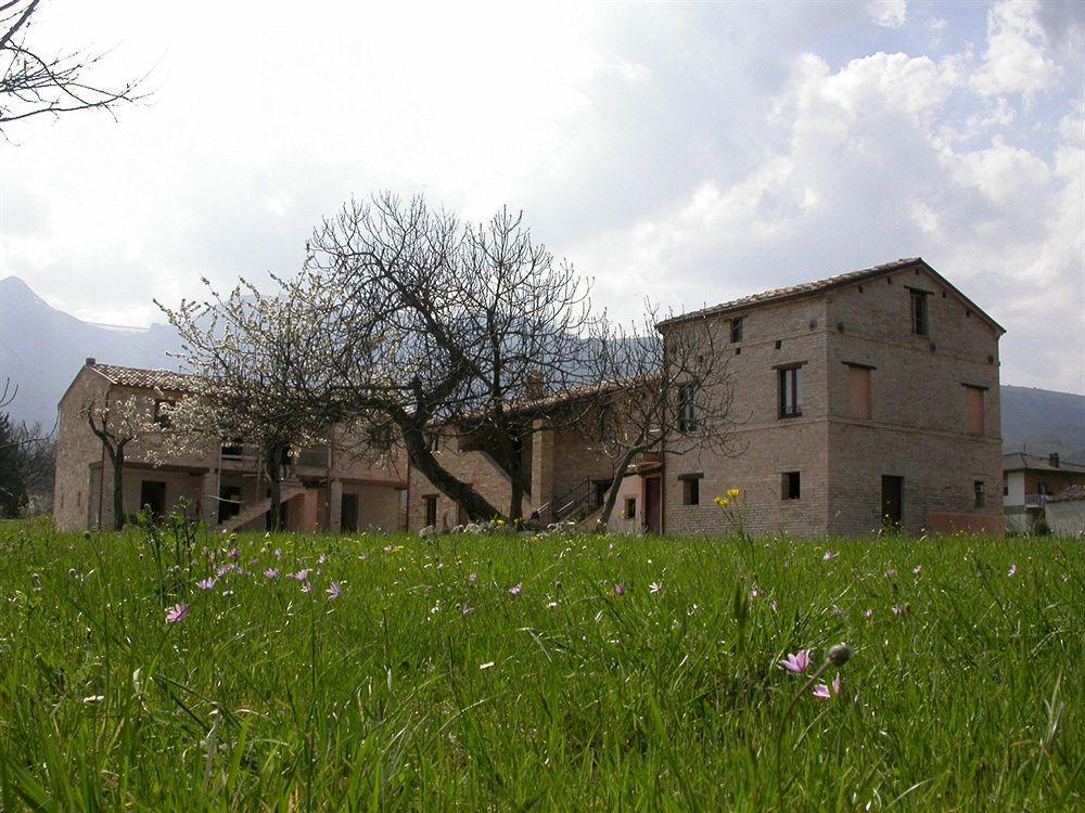 Affittacamere Antica Dimora Sarnano Esterno foto