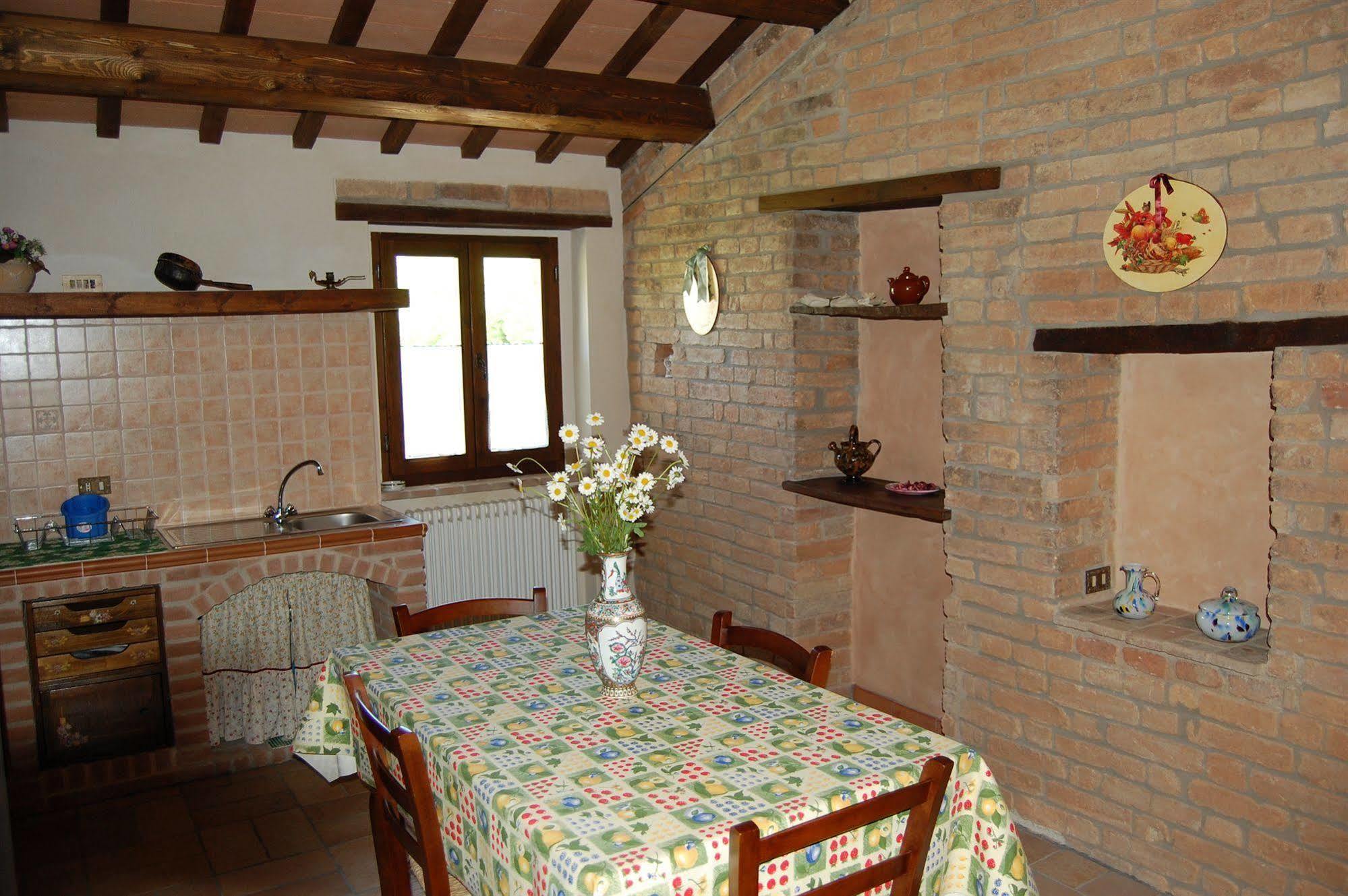 Affittacamere Antica Dimora Sarnano Esterno foto